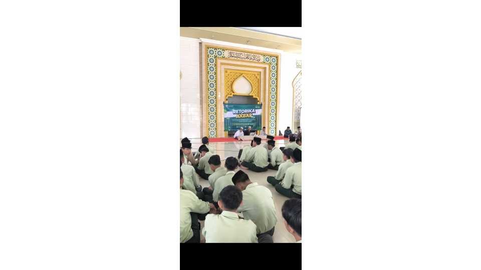 Retorika Akbar Warnai P5RA: Santri MA Unggulan Nuris Bahas Toleransi Intra & Antar Agama dalam Forum Bahtsul Masail